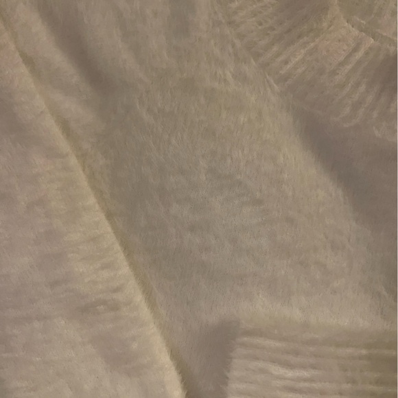 NEW with tags! Medium EXPRESS Very Soft Furry Sweater White NICE - Picture 6 of 9